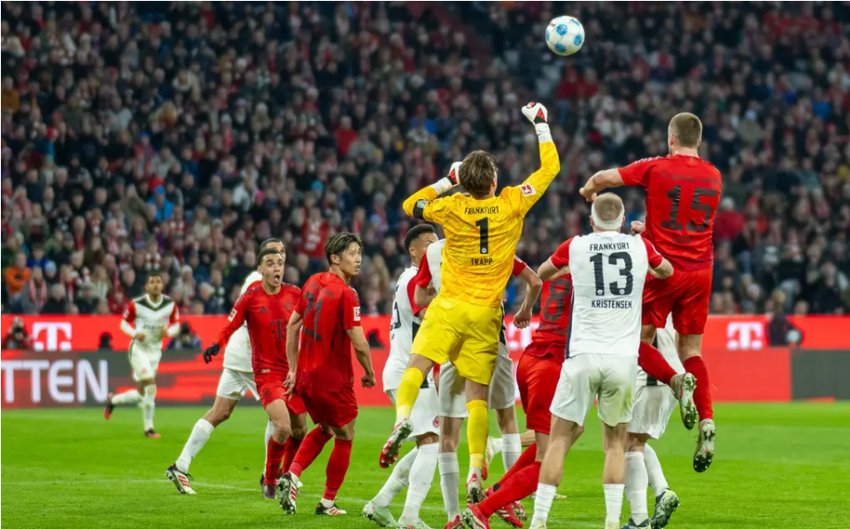 拜仁慕尼黑再次大胜，领跑积分榜的简单介绍